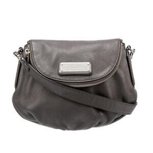 MARC JACOBS Women's Gray Pebbled Leather Q Natasha Crossbody Handbag